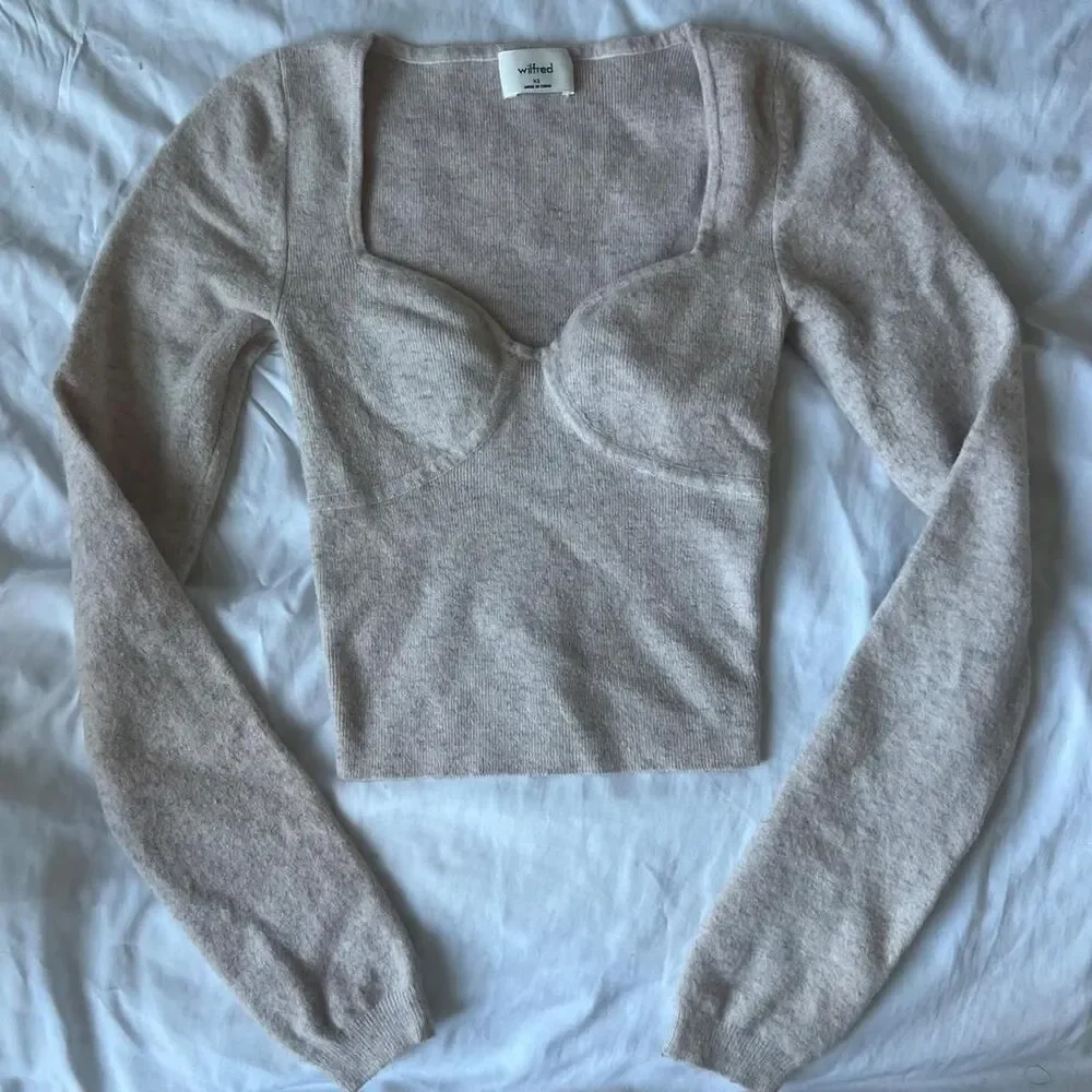 Aritzia Women's Tan and Cream Crop-top